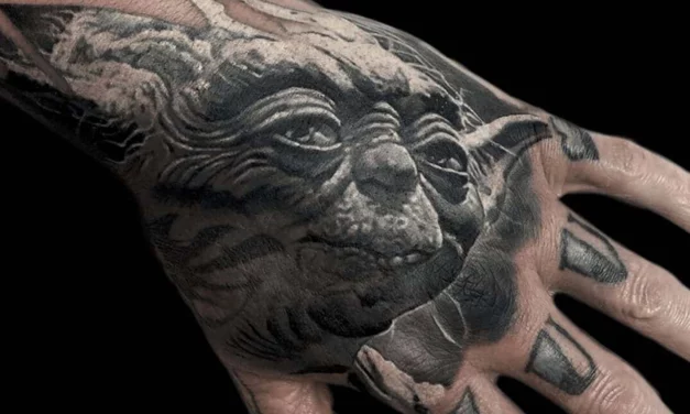 Se faire tatouer les mains