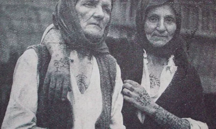 Bocanje križa, le tatouage des Balkans