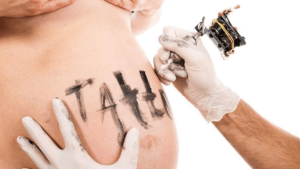 Lire la suite à propos de l’article Maternité et Tatouage