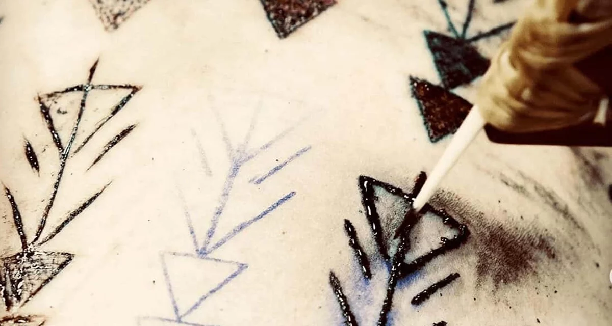 Tatouer comme à la préhistoire