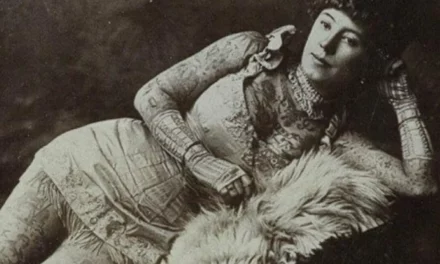 Le jour où Irène Woodward devint une Tattooed Lady